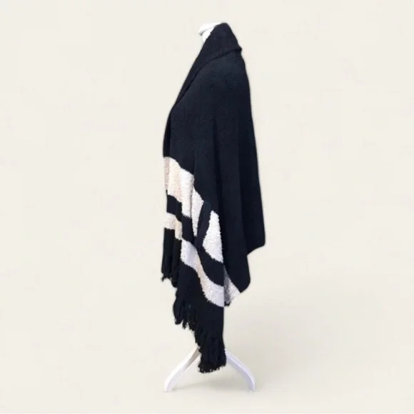 Barefoot Dreams Cozychic Malibu Wrap Indigo/Oyster Stripe OS - Picture 10 of 13